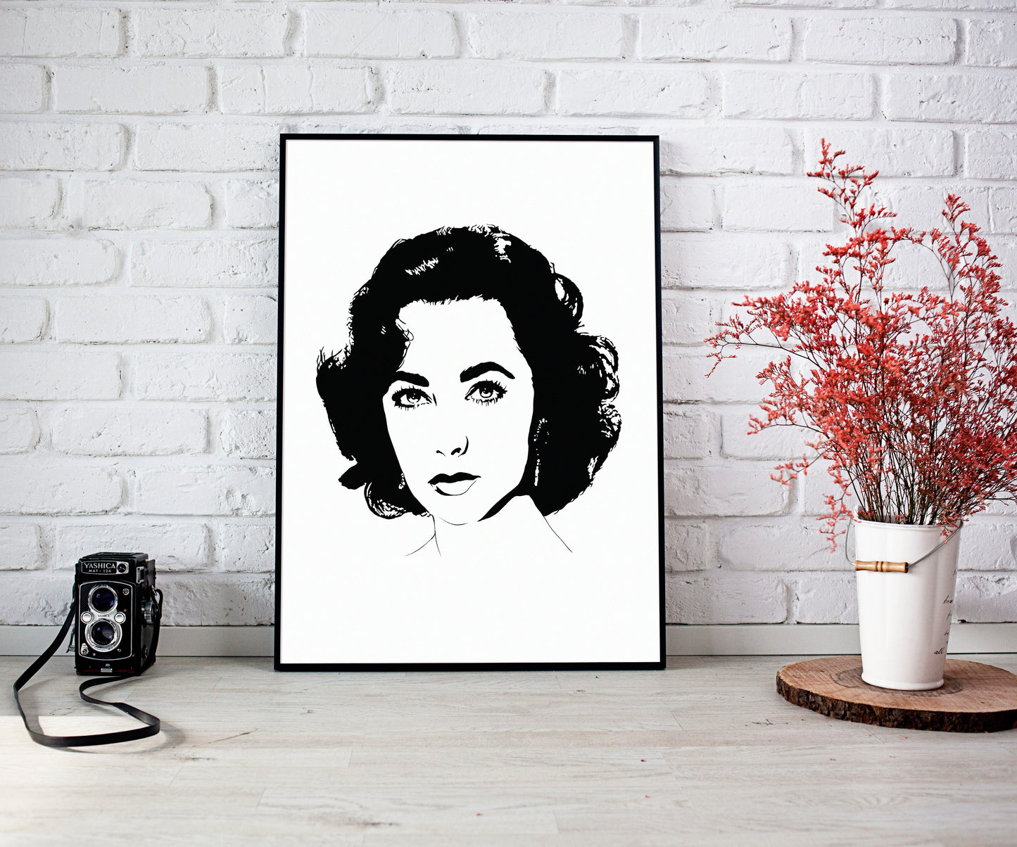 Elizabeth Taylor Art Print | Old Hollywood Decor | Fashion & Beauty Icon | Minimalist Pop Culture Wall Art